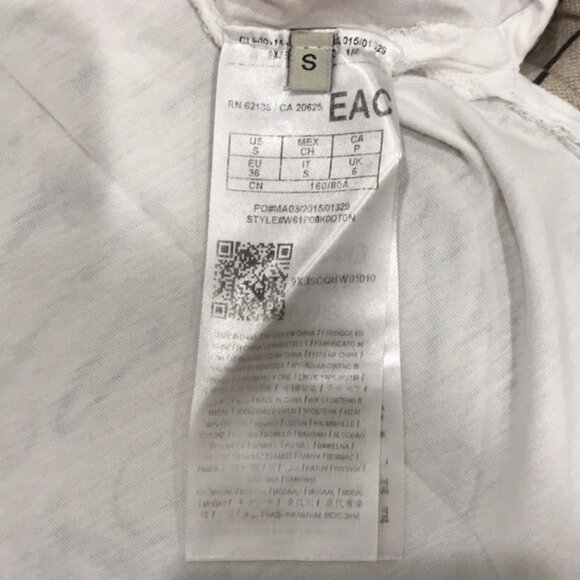 Guess Tshirt - Picture 4 of 7